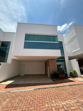 house em Rua Glória, Jardim Vitória - Goiânia - GO