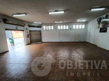 business em Avenida Afonso Pena, Nossa Senhora Aparecida - Uberlândia - MG