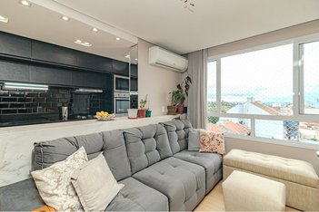 apartment em Rua Itapeva, Passo da Areia - Porto Alegre - RS