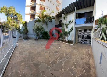 house em Rua Guilherme Morsch, Centro - Canoas - RS