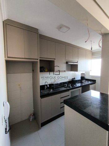 apartment em Avenida Prefeito Milton Ribeiro Menezes, Conjunto Habitacional Doutor Farid Libos - Londrina - PR
