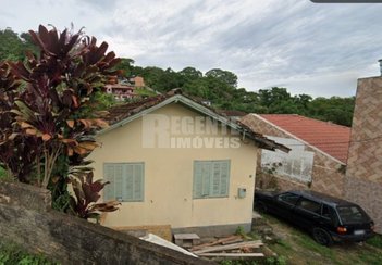 house em Servidão Inácia de Medeiros, Córrego Grande - Florianópolis - SC