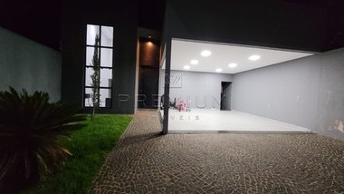 house em Rua Kátia Carolina Henrique, Shopping Park - Uberlândia - MG