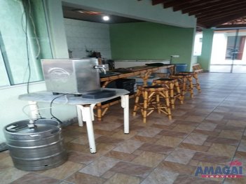 house em Rua Tiradentes, Centro - Jacareí - SP