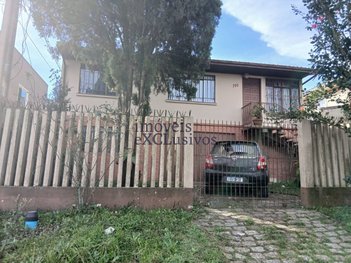 house em Rua Coronel Herculano de Araújo, Novo Mundo - Curitiba - PR