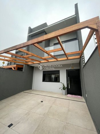house em Rua Rio Imarui, Rio Pequeno - Camboriú - SC