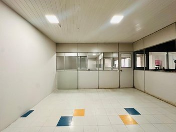 office em Avenida Senador Salgado Filho, Uberaba - Curitiba - PR