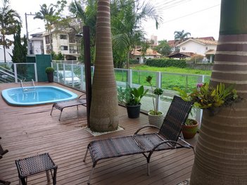 apartment em Rua Heitor Bittencourt, Canasvieiras - Florianópolis - SC