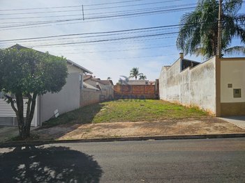 land_lot em Avenida José Santiago Torres, Jardim Botânico - Araraquara - SP