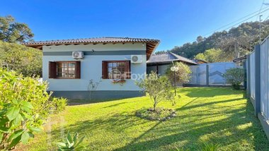 house em Rua Júlio Dias de Souza, Aberta dos Morros - Porto Alegre - RS