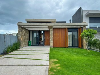 house em Rua Rio Camisas, Centro - Xangri-Lá - RS