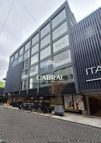 office em Rua Felipe Schmidt, Centro - Itajaí - SC