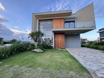 house em Rua Rio Camisas, Centro - Xangri-Lá - RS