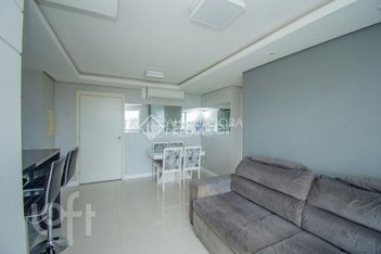 apartment em Rua Aracaí, Vila Ipiranga - Porto Alegre - RS