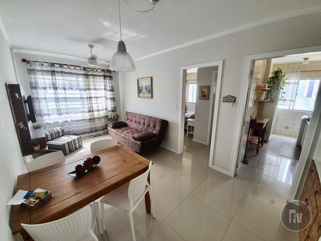 69 m² útil
1 banheiro
1 vaga
1 quarto
Piscina
Com um dormitório bem distribuído