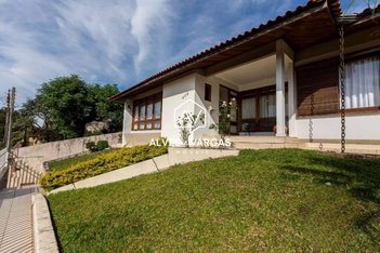 house em Rua Victor Hugo, Lindóia - Curitiba - PR