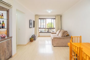 apartment em Rua Itapeva, Passo da Areia - Porto Alegre - RS