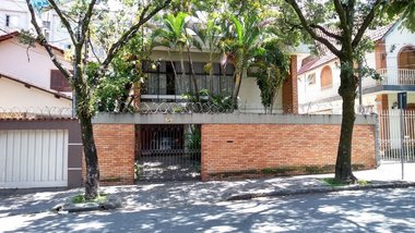 house em Rua Monte Sião, Serra - Belo Horizonte - MG