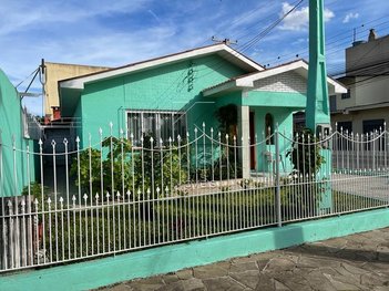 house em Rua Garibaldi, Niterói - Canoas - RS
