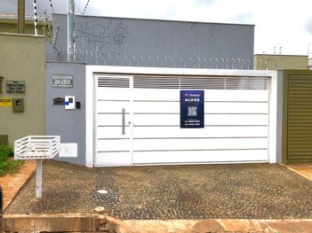 house em Rua Joaquim Leão Cruvinel, Residencial Interlagos - Rio Verde - GO