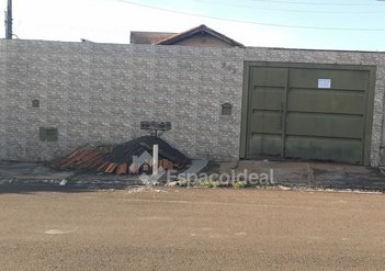 house em Rua Regina Torres Moraes, Residencial Centenário Park - Agudos - SP