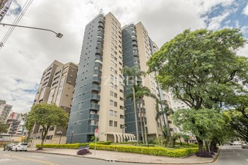 apartment em Rua Santa Catarina, Água Verde - Curitiba - PR