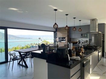 house em Rua Dez, Siriúba - Ilhabela - SP