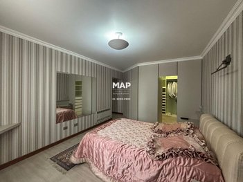 apartment em Avenida Sete de Setembro, Água Verde - Curitiba - PR