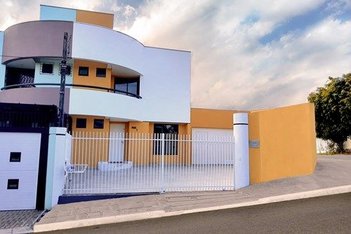 house em Rua Lauro Tavares Rodrigues, Xaxim - Curitiba - PR