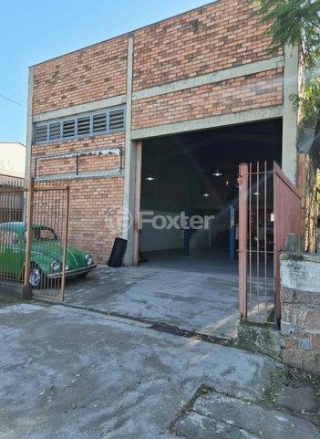 industrial em Alameda Três de Outubro, Sarandi - Porto Alegre - RS