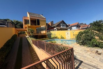 house em Avenida Doutor Victor Justino Markowicz, Lagos de Santa Helena - Bragança Paulista - SP