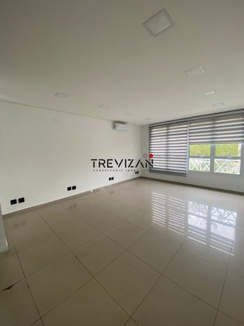 commercial_building em Avenida Rudolf Dafferner, Boa Vista - Sorocaba - SP