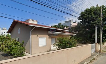 house em Travessa Cinco de Outubro, Ingleses do Rio Vermelho - Florianópolis - SC