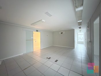office em Rua Luiz Brockmann, América - Joinville - SC
