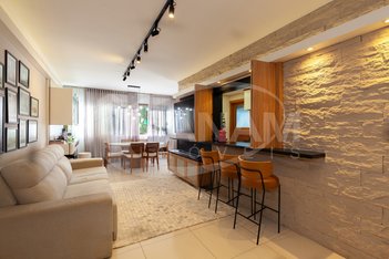 apartment em Rua Fernando Abbott, Cristo Redentor - Porto Alegre - RS