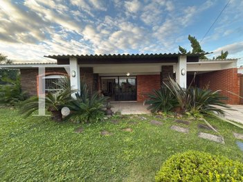 house em Rua Carandaí, Atlântida - Xangri-Lá - RS