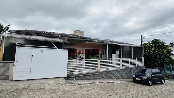 Cômodo Condomínio