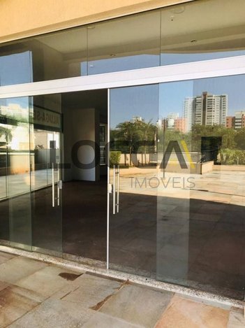 commercial_building em Rua Milton José Robusti, Jardim Botânico - Ribeirão Preto - SP