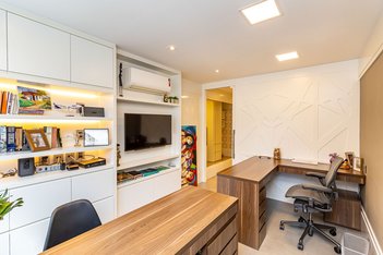 office em Alegrete, Petrópolis - Porto Alegre - RS
