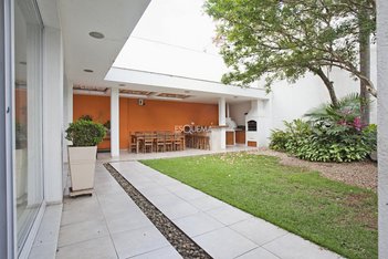 house em Rua Dona Elisa Pereira de Barros, Jardim Europa - São Paulo - SP