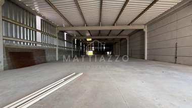 industrial em Rua Wellington Rodrigo Barriviera, Condomínio Industrial Duas Barras - Limeira - SP