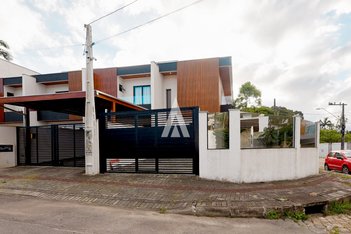 house em Rua Carlos Schroeder, Floresta - Joinville - SC