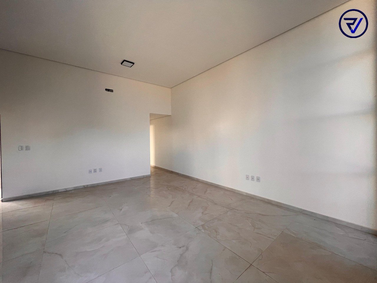 e54ab1b6-b2ae-4fe0-9383-024d9ad7b3c0