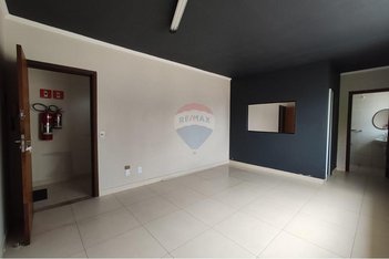 office em Rua Pompeu Vairo, Vila Helena - Atibaia - SP