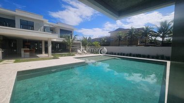 house em Avenida Kensei Tamayose, Jardim Acapulco - Guarujá - SP