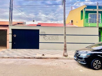 house em Rua Maurício Coelho Lima, Santa Rita 1 - Londrina - PR