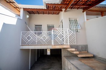 house em Rua Bartolomeu de Andrade Silva, Jardim Alvinópolis - Atibaia - SP