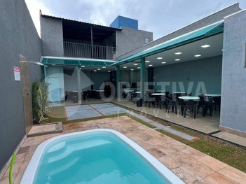 house em Rua Isaias Lopes Medeiros, Laranjeiras - Uberlândia - MG