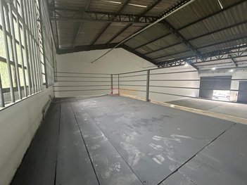 business em Avenida Maria Servidei Demarchi, Demarchi - São Bernardo do Campo - SP