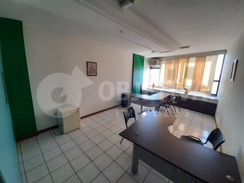 office em Avenida Cesário Alvim, Centro - Uberlândia - MG